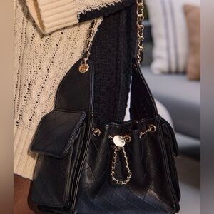 Elegant Black Quilted Women's Bag
